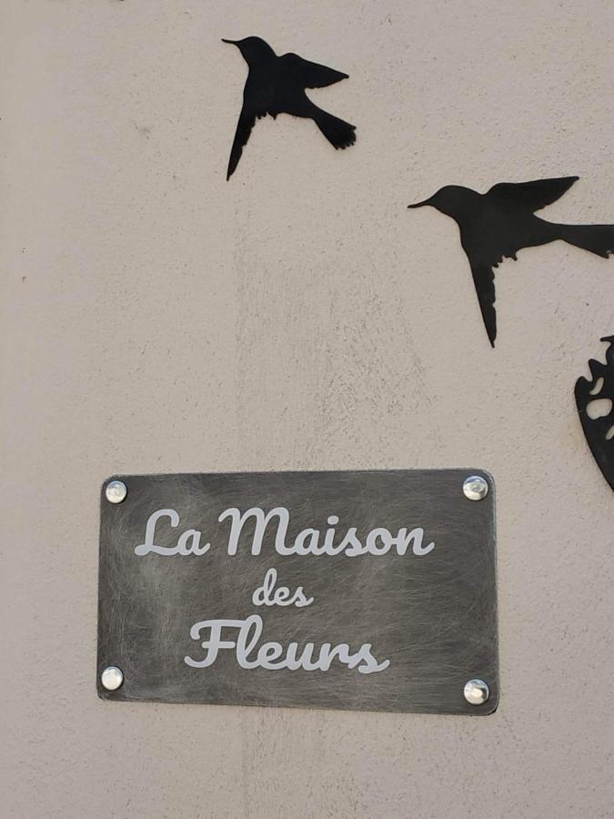 La Maison Des Fleurs Scrignac ภายนอก รูปภาพ